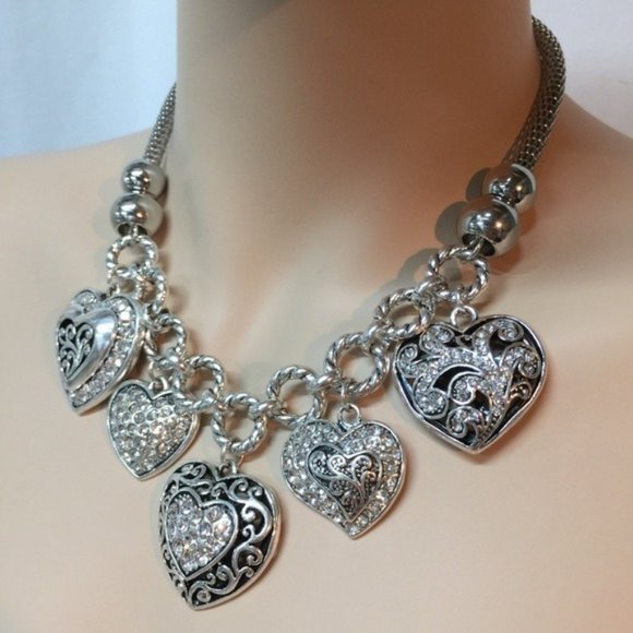 Boutique Jewelry - 💛Stunning Multi Heart Charm Necklace